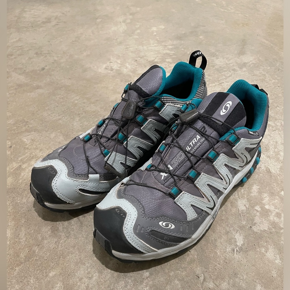 Salomon Shoes